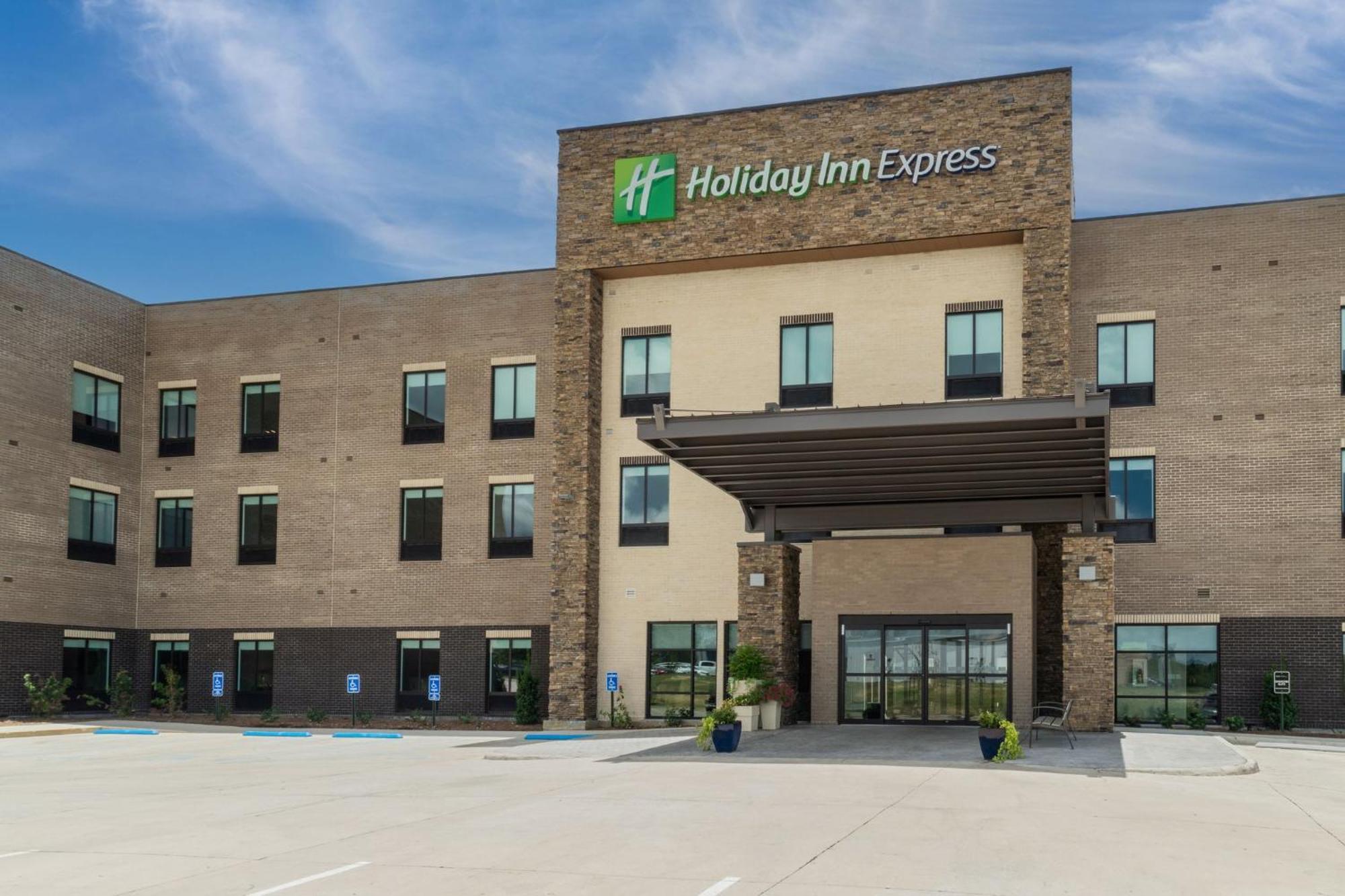 Holiday Inn Express - Hattiesburg West - Univ Area Exterior foto